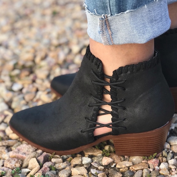 Black Vegan Leather Criss Cross Bootie - Picture 3 of 4